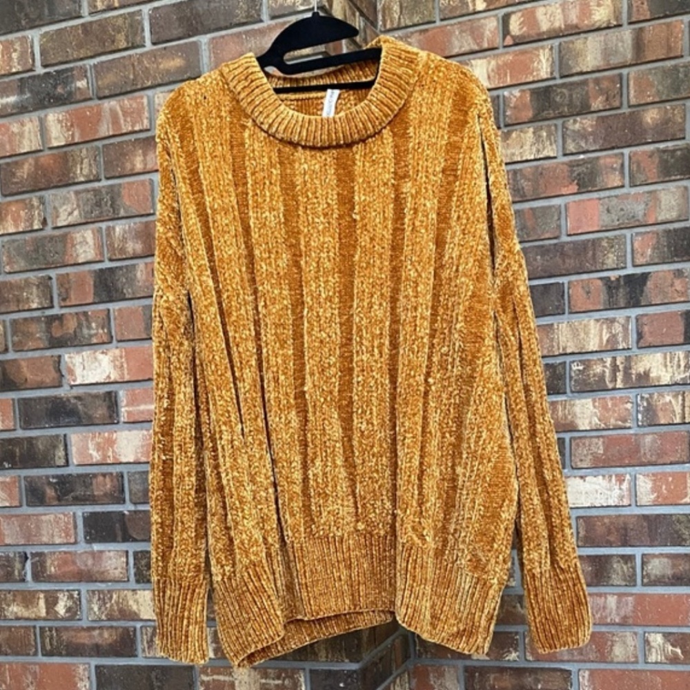 Zenana Outfitters Chenille Yellow Sweater